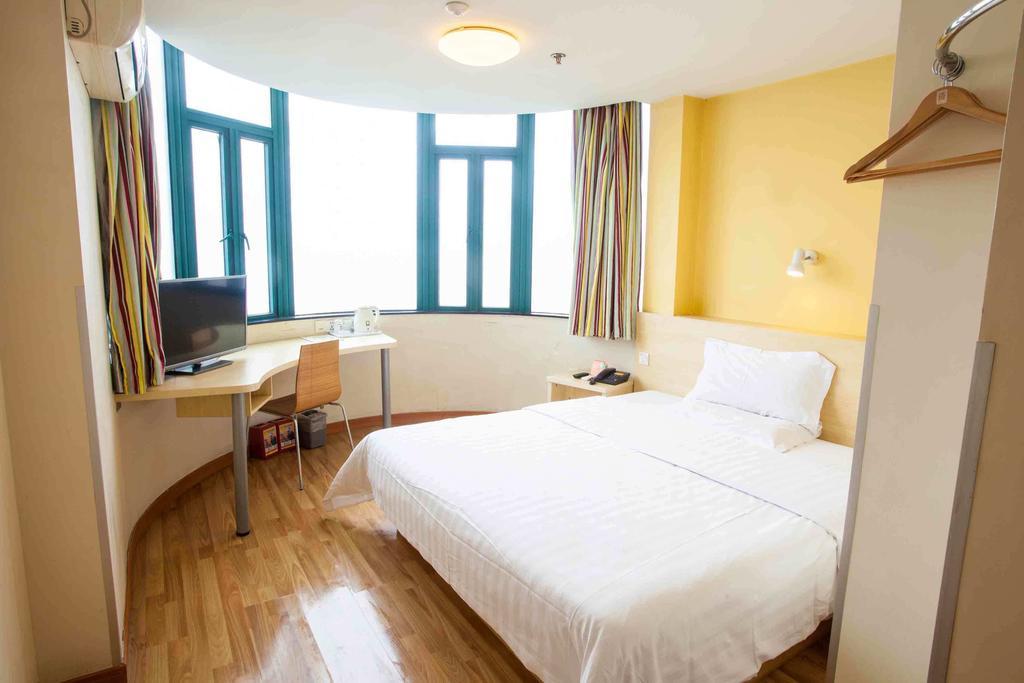 7Days Inn Haikou Hong Kong City Kamer foto
