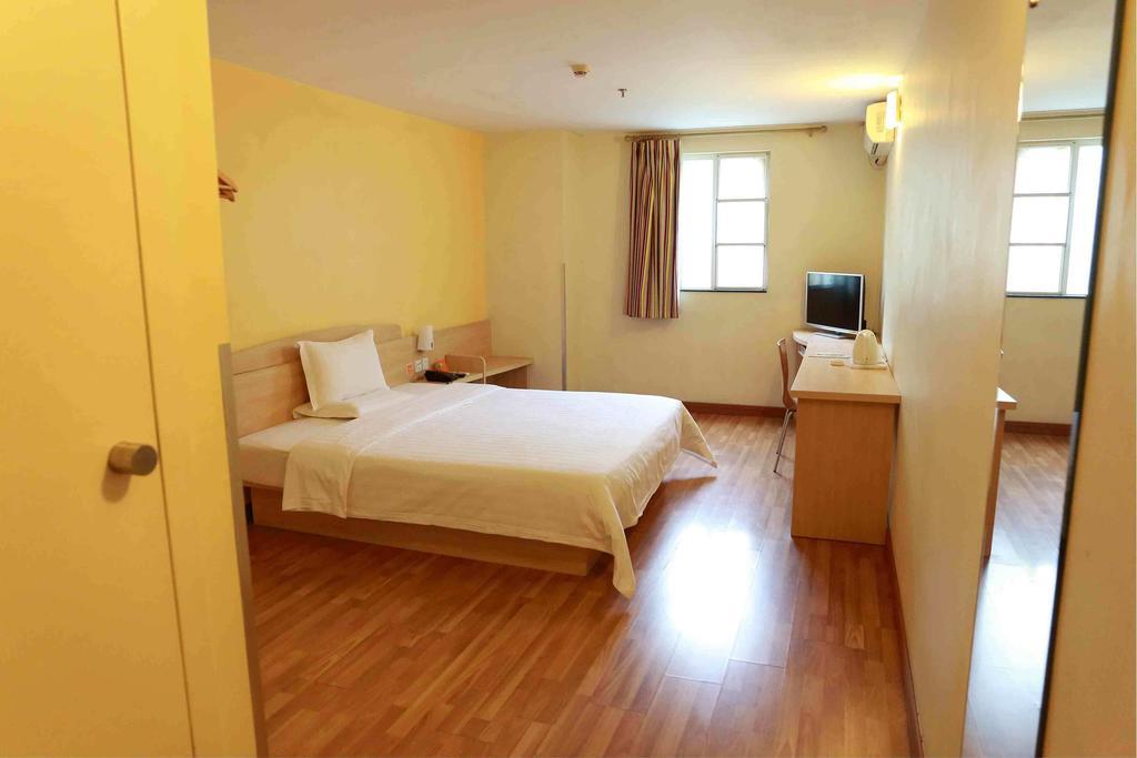 7Days Inn Haikou Hong Kong City Kamer foto